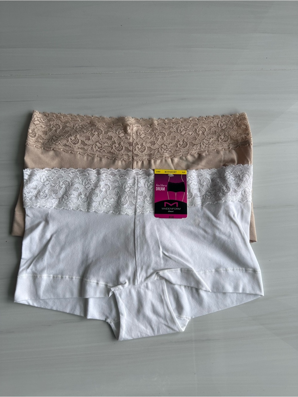 NEW Maidenform Dream Boyshort panties. Pack of 2 size 6/M